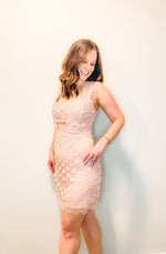 Load image into Gallery viewer, Cut Out Lace Mini

