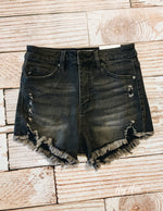 Load image into Gallery viewer, Black Fray Hem Shorts
